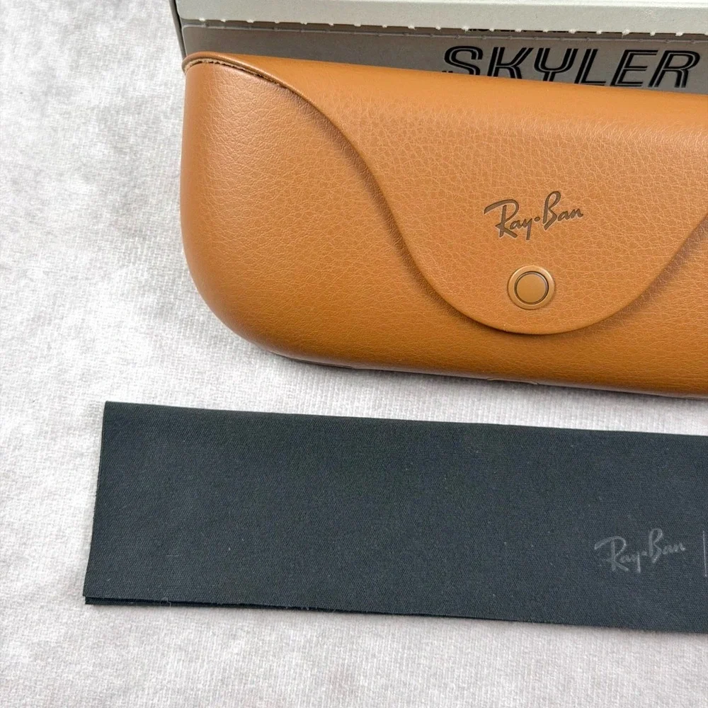 Ray-Ban Meta Skyler Smart Glasses Shiny Black Amethyst Transitions RW4010 Gen 1